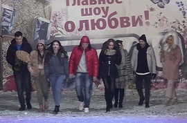 Предновогодний массовый приход в Дом 2