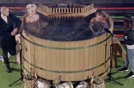 Приход, в котором новичков заставили помыться