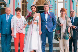 Родителей Эллы Сухановой обсуждают в интернете