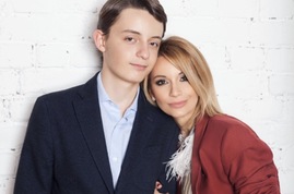 Сын Ольги Орловой закончил школу с золотой медалью