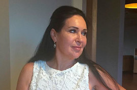 Татьяна Африкантова держит мужа под каблуком