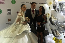 Виктория Берникова рассказала, что на самом деле произошло на торжественном мероприятии с букетом невесты