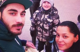 Юля Салибекова показала фотографии с первой семейной прогулки с новорожденным Эльдаром