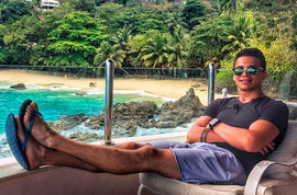 Зрители подозревают что Олег Бурханов болен